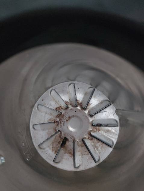 Mua máy về cắm k vào điện
Máy thì bẩn 
Có phân chuột
Đổi trả mất thời gian  
Quá tệ