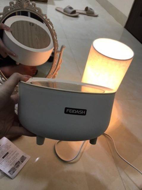 Trời quá hợp với decor phòng mình, như thiết kế dành cho mình ~~ nhỏ nhỏ xinh xinh để rác vỏ kẹo các thứ thoải mái, không bõ công thức đêm săn sale. Tuyệt vời !