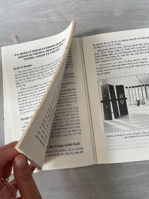 Sách rách tanh banh luôn :(