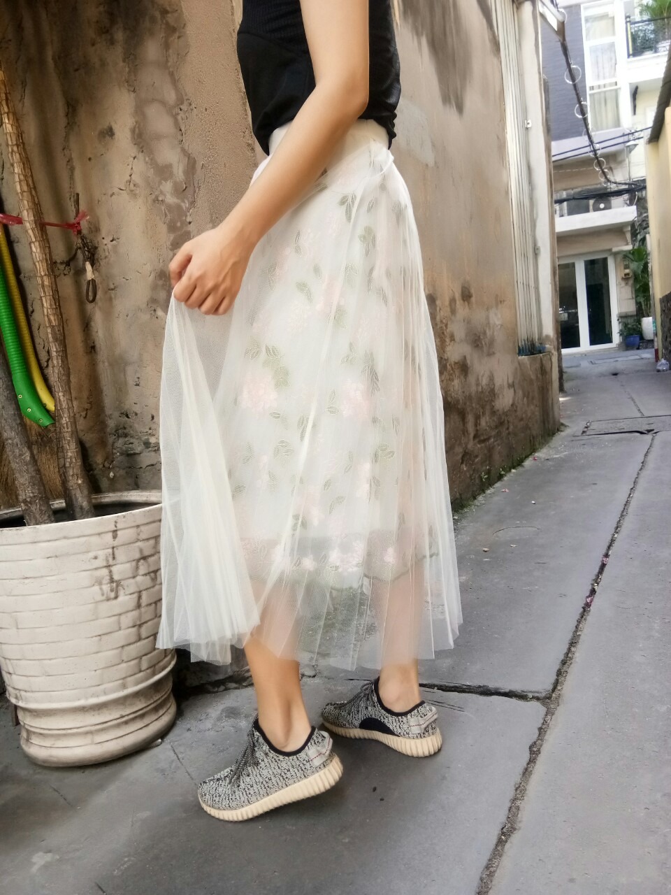 Muốn tìm cho mình những khoảnh khắc bình yên
Muốn tìm cho mình những dịu êm bất chợt
… mà giữa bộn bề tưởng chừng đã bỏ quên…