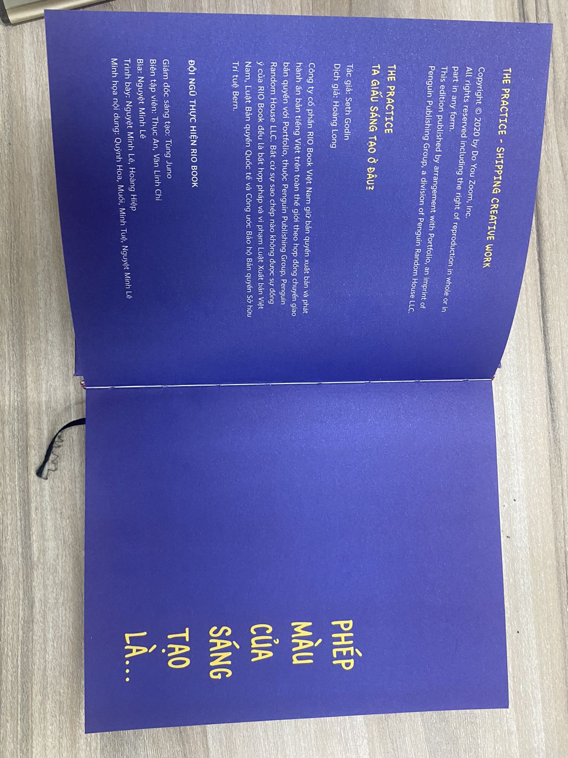 Sách được biên tập khá đẹp mắt. Cuốn này dành cho những bạn làm công việc sáng tạo: sáng tạo nội dung, thiết kế, dựng video, mỹ thuật, vẽ, kiến trúc…. Sách nói về công việc sáng tạo và làm thế nào ta có thể tìm thấy nó, sáng tạo không phải từ cảm hứng may rủi mà được tìm thấy trong quá trình rèn luyện, thực hành, hiệu chỉnh. Quá trình tốt sẽ dẫn đến kết quả tốt!