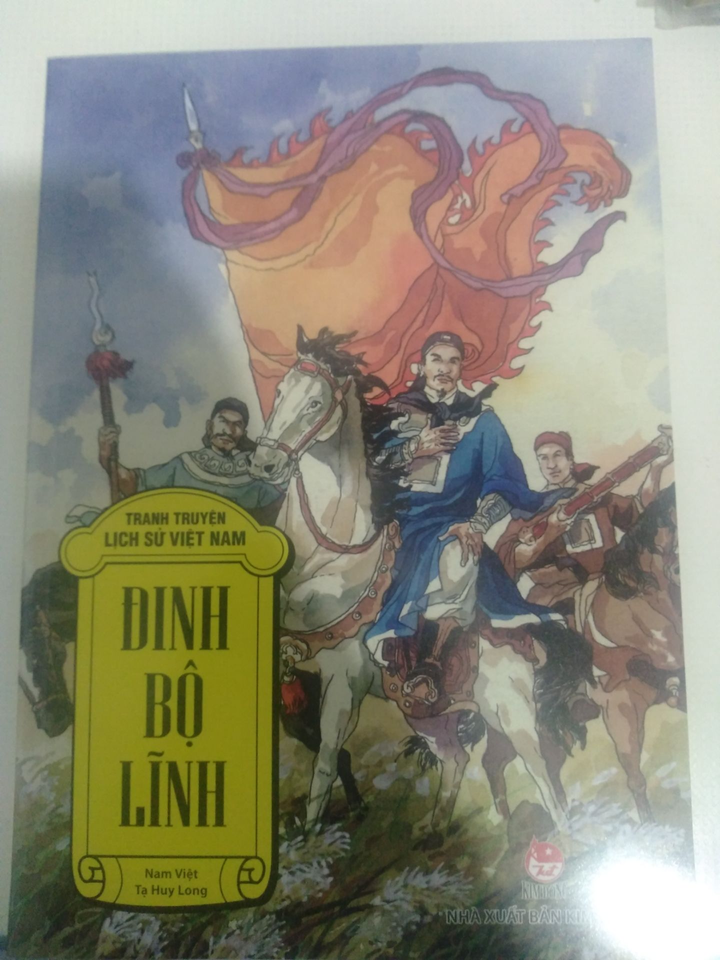 sách hay, giá rẻ, đóng gói tốt, giao hàng nhanh