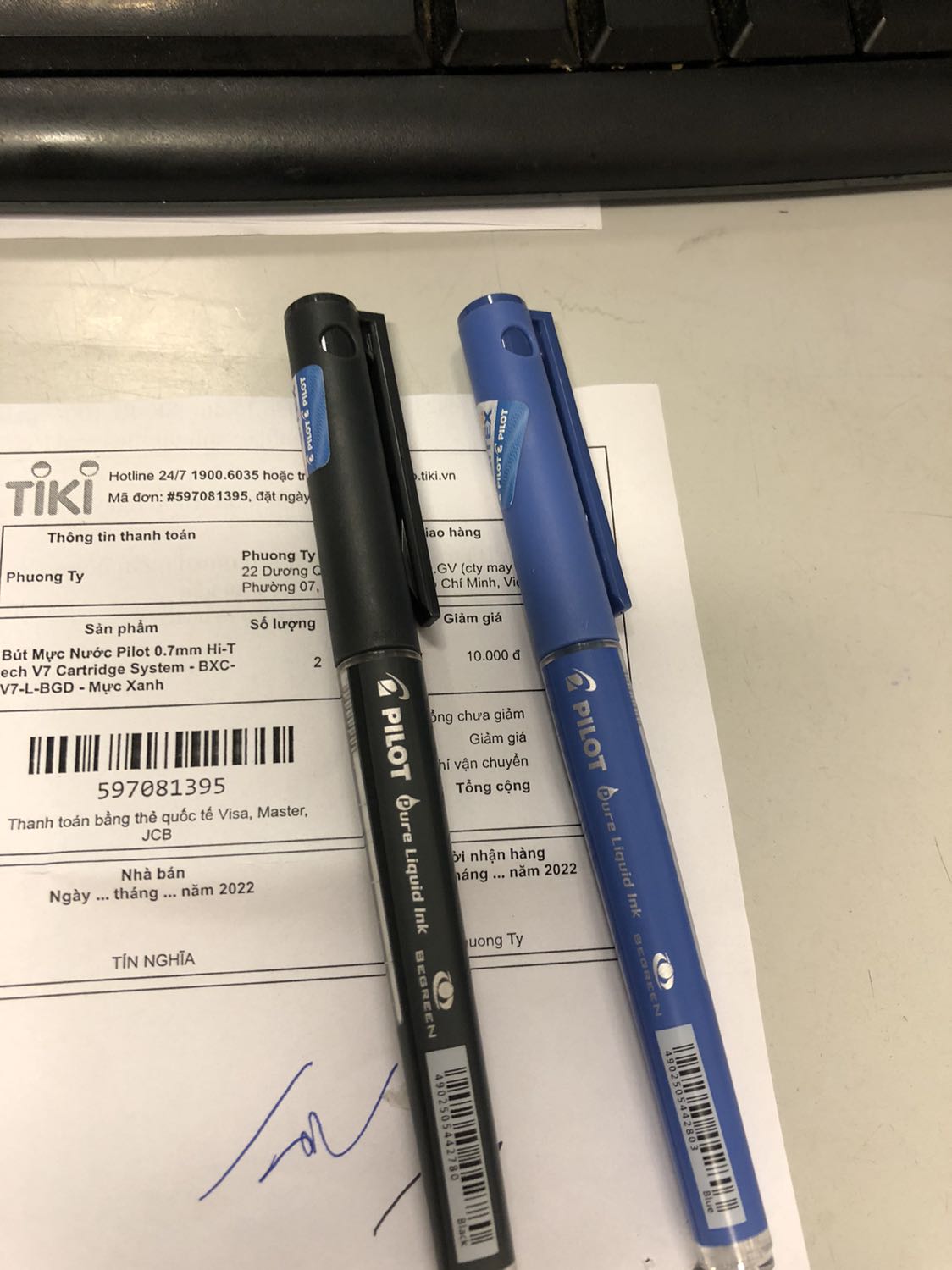 Order 2 cây xanh 0.7 mm, Tiki giao cây đen, cây xanh, đều 0.5 mm. Không có hàng thì bạn có thể huỷ đơn, sao lại *** dối khách như vậy bạn!
Mình Đề nghị thu hàng lại & hoàn tiền. Đã không thành thật thì đổi cũng vậy thôi