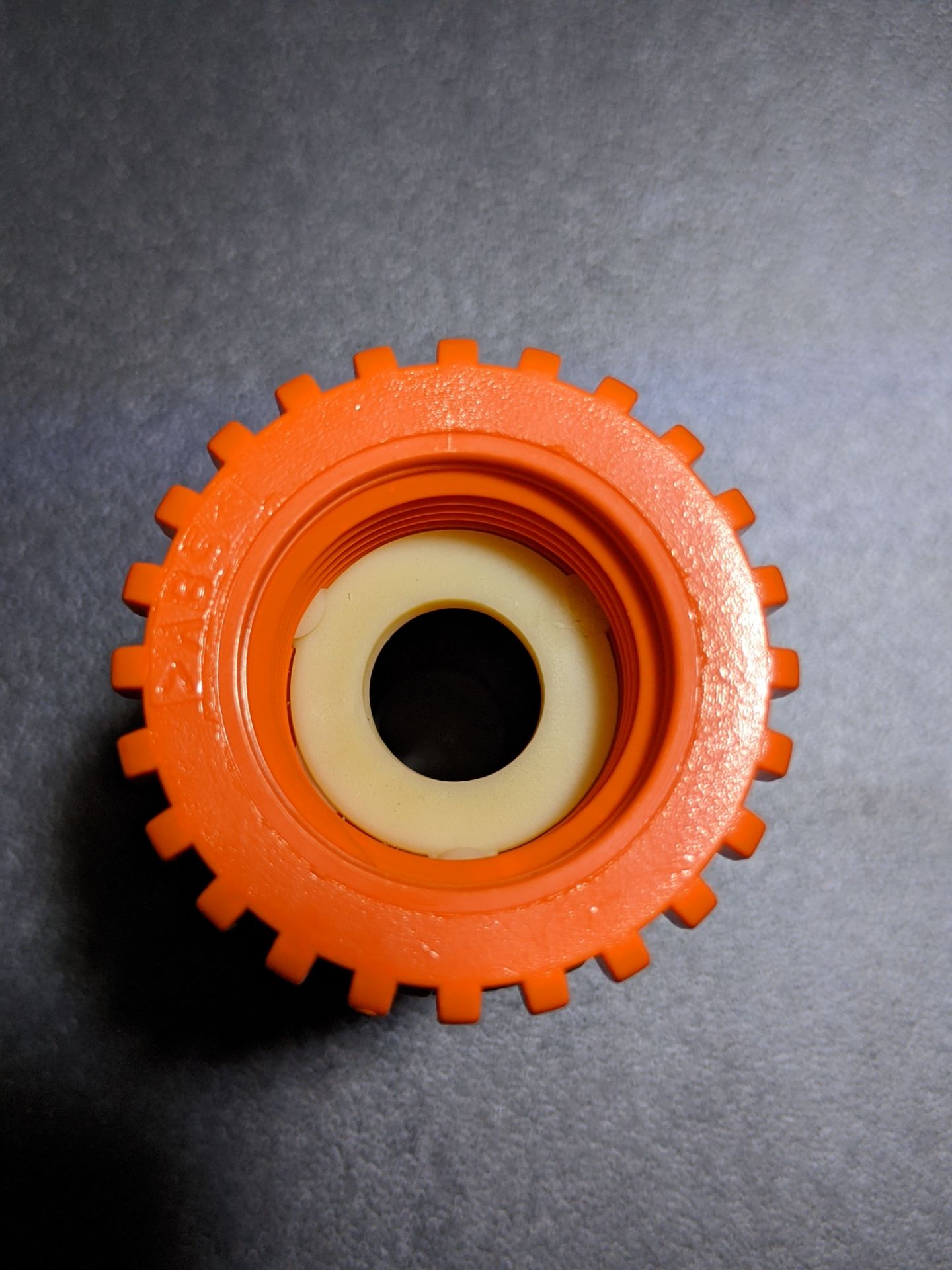 Đầu chuyển giống với mô tả, sử dụng rất tiện, có ron bít kín nước. Shop gói hàng và giao hàng nhanh.