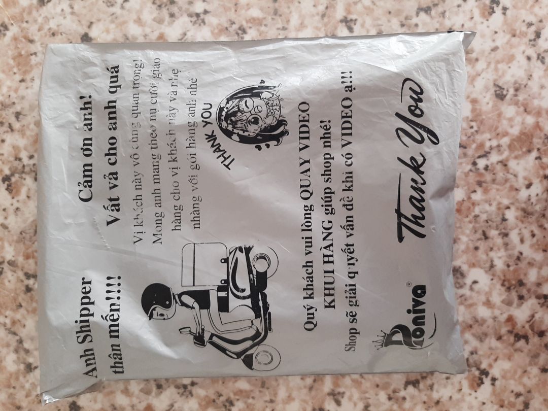 Sản phẩm đẹp,Shop gói hàng cẩn thận chu đáo, cẩn thẩn chu đáo từng chi tiết nhỏ. Chuyên nghiệp
Shipper giao hàng nhiệt tình thân thiện chuyên nghiệp.
Mọi người nên mua sản phẩm ủng hộ shop nhé!