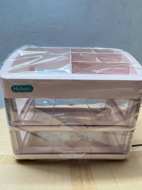 Tủ đẹp, nhựa cứng đóng gói kĩ nên cũng không lo hư hỏng gì. Ở ngoài nhìn nó đẹp lắm, tiện nữa. Mình rất thích đặt shop này vì tư vấn khách hàng khá tốt. bạn nào nhiều thì mua 3- 4 tầng cho thỏa mái