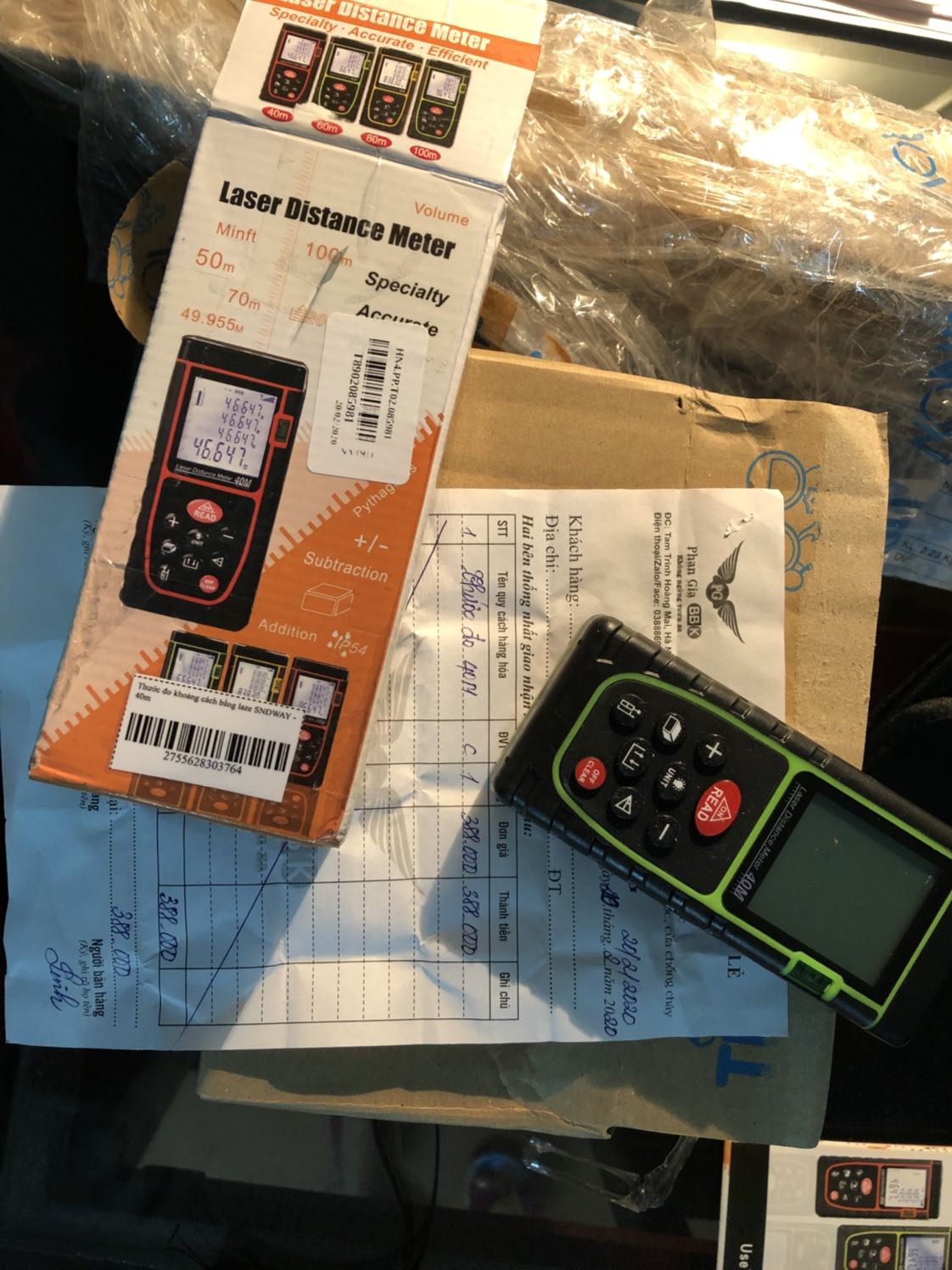 Vừa nhận sản phẩm, bóc ra không như mong đợi:
- Hàng hỏng: Lắp pin không lên dù đã đổi pin maxel mới không dùng pin theo sản phẩm
- Sản phẩm ọp ẹp hàng mã không như ảnh
Nói chung thất vọng, đề nghị tiki thu hồi và hoàn lại tiền/thay sản phẩm khác
Rất bực mình @@