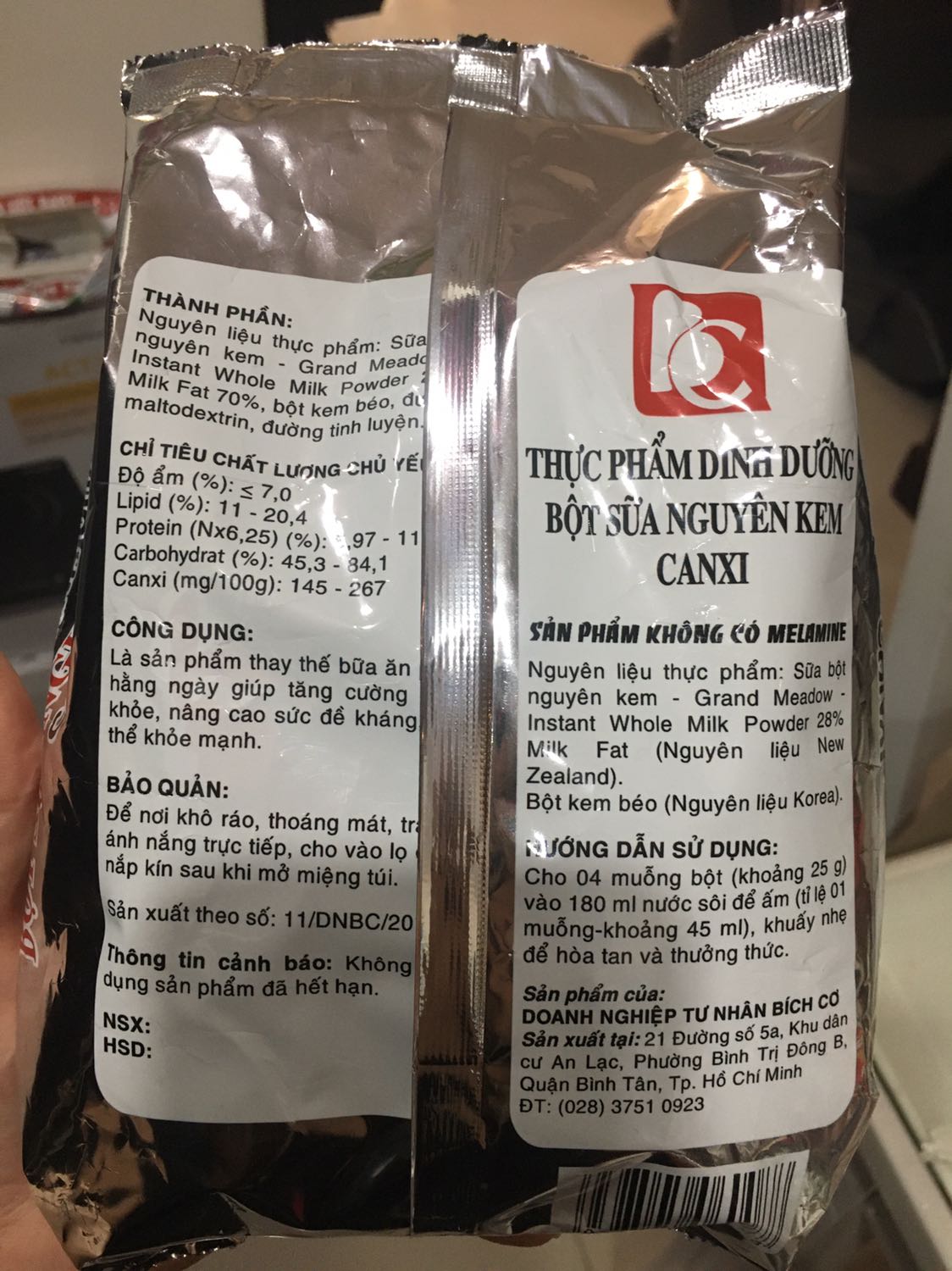 Giao nhanh 2h!
Giá ok 54k/ bịch, thơm, đóng gói cẩn thận-sạch-còn Date,ăn không thì ngon-bùi bùi nhưng chưa hạp khẩu vị của cá nhân mình vì quá béo, dù vậy vẫn cho 5* ủng hộ.