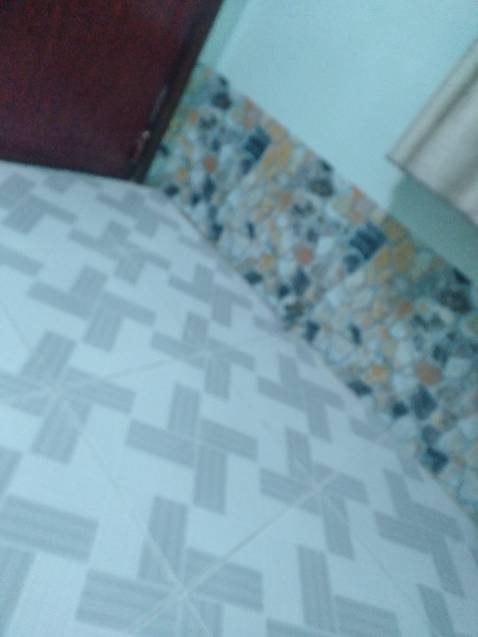 Chạy viền sàn thì OK, còn trên cao thì tìm đềcan khác..có thể là hình khung tranh.