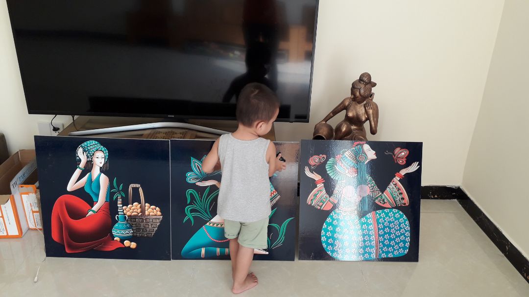 đóng gói cẩn thận và chắc chắn, hình ảnh sắc nét
màu đẹp