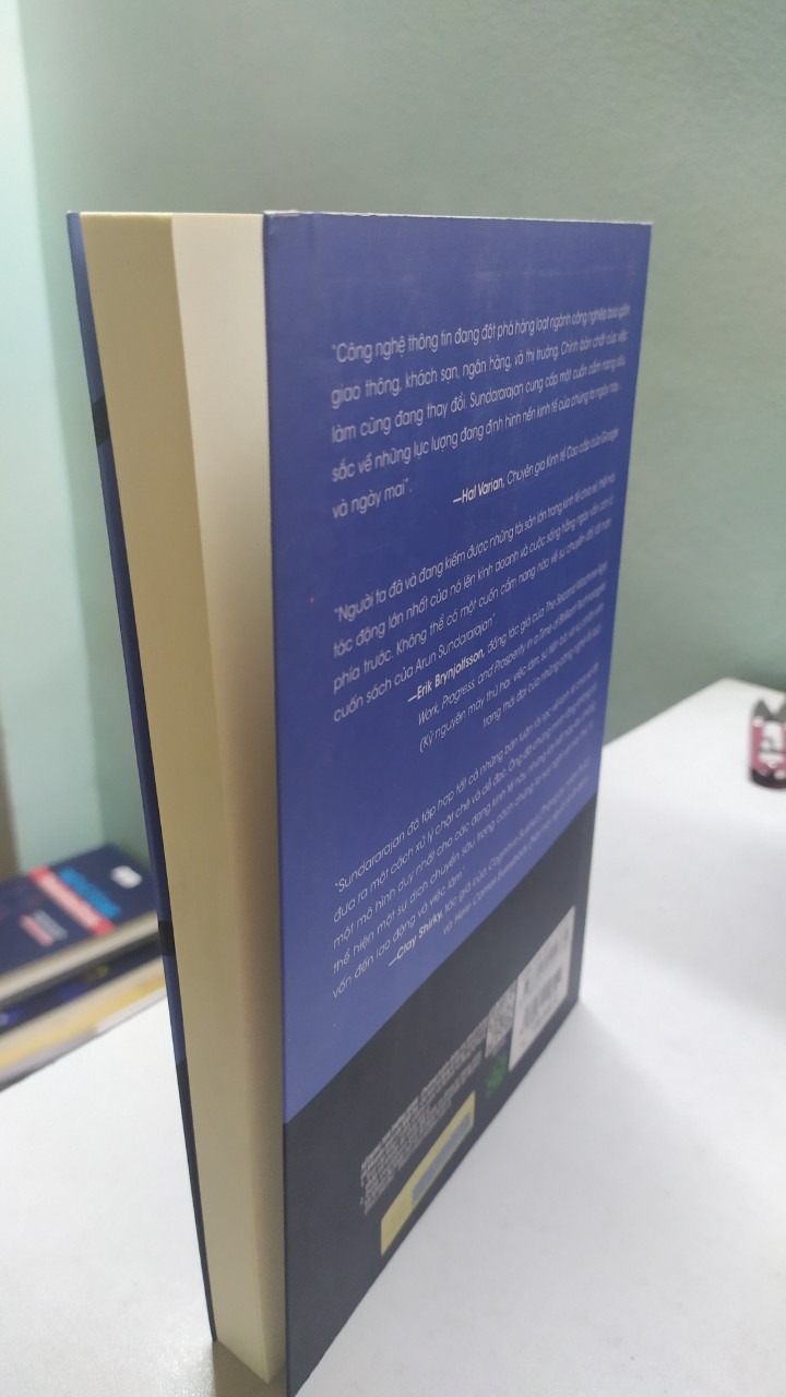 Một cuốn sách của tương lại. Nói như vậy bởi vì đây không phải là một sự lựa chọn mà là một xu hướng tất yếu của thời đại. Một nền kinh tế chia sẻ, sử dụng tối đa, không lãng phí. Một cuốn sách của tương lại. Nói như vậy bởi vì đây không phải là một sự lựa chọn mà là một xu hướng tất yếu của thời đại. Một nền kinh tế chia sẻ, sử dụng tối đa, không lãng phí.