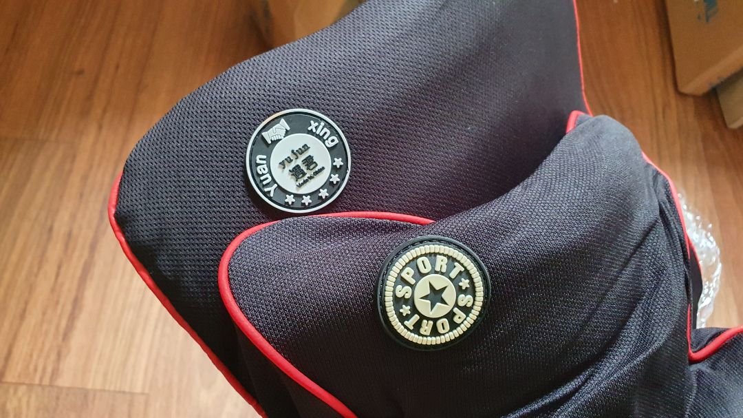 Rất thất vọng !!!
Đóng gói hàng ẩu, tựa lưng và gối đầu không đồng bộ thương hiệu.
Gần đây 4 lần liên tiếp tôi phải đề nghị đổi trả vì sản phẩm k chất lượng. Tiki lưu ý giúp !!!