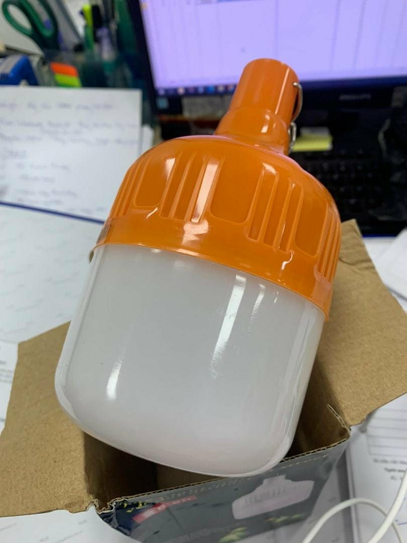 Đèn nhẹ, sáng, nhạy, đầy đủ phụ kiện đi kèm.
Đóng gói cẩn thận.