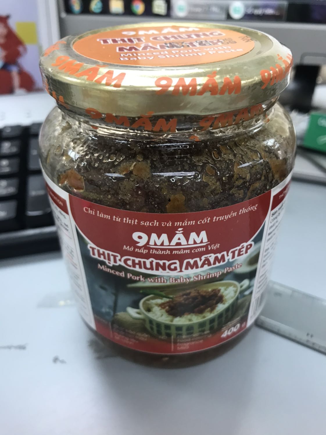 mắm vị ngon, mặn nhẹ, có nhìu thịt và tép, thơm ,đóng gói chắc chắn