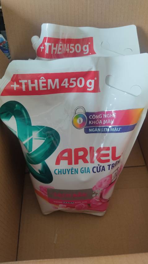 Mùi thơm dễ chịu
Giặt sạch 
Thương hiệu chất lượng 
Hàng real 
Có khuyến mãi thêm 450 gr