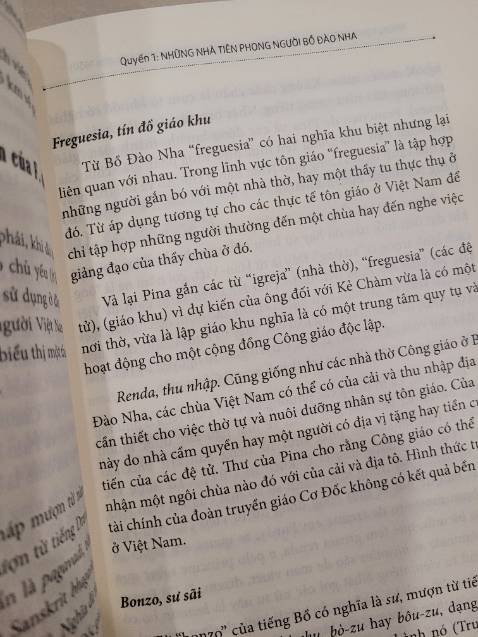 Sách giao đến nhanh, mình thấy bọc rất cẩn thận.