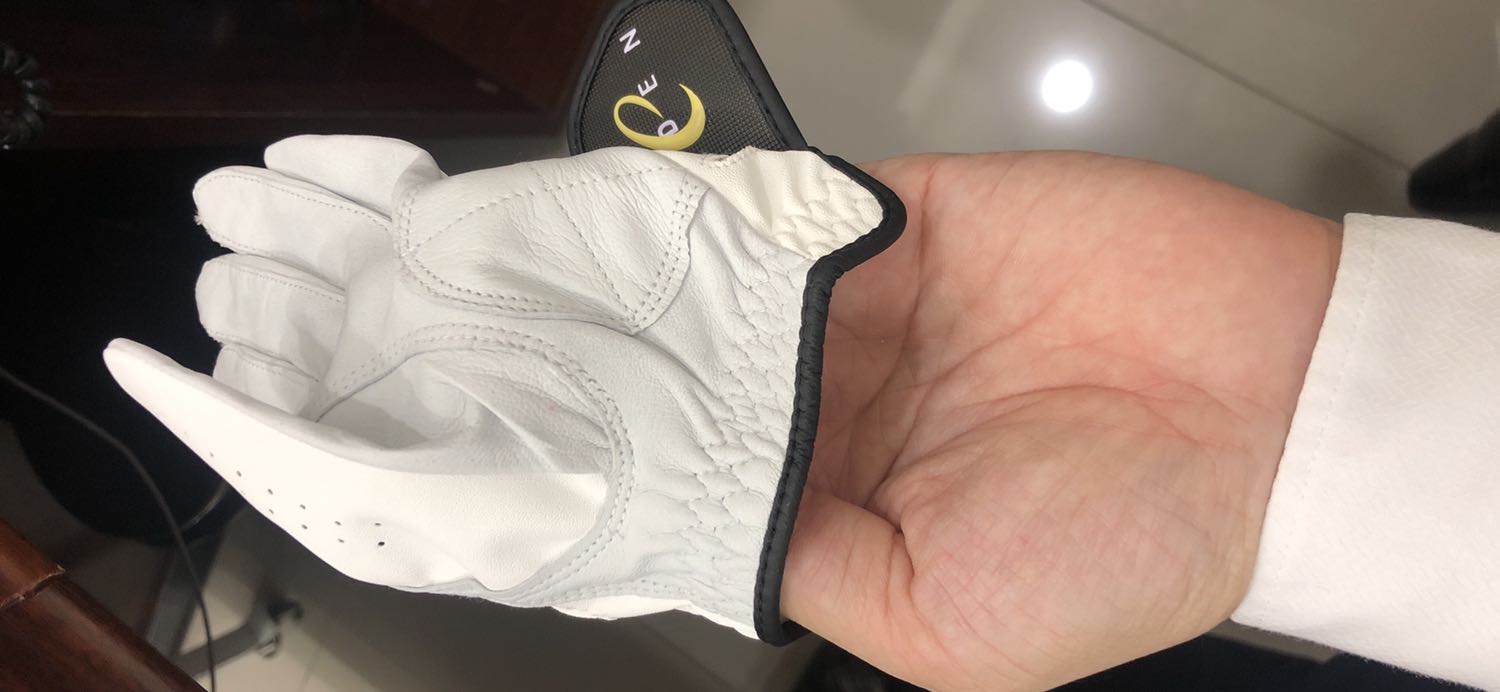 Găng tay nhỏ và mỏng. Đề nghị được đổi size lớn hơn size 24