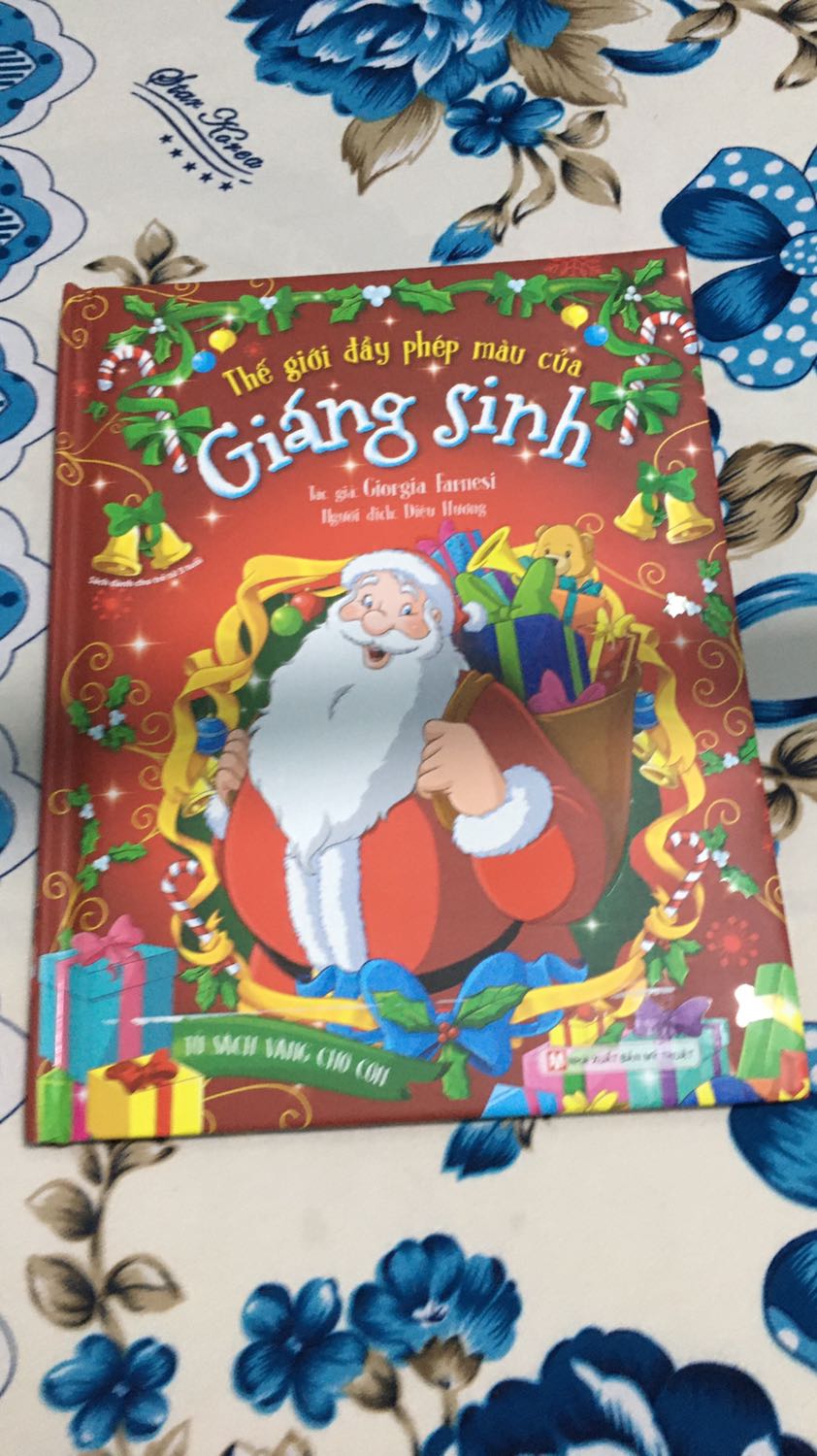 Đóng gói cẩn thận chắc chắn , giấy tốt tranh vẻ đẹp và sinh động , truyện hay và ý nghĩa trong mùa giáng sinh , cạnh và góc sách bị móp , khổ sách to