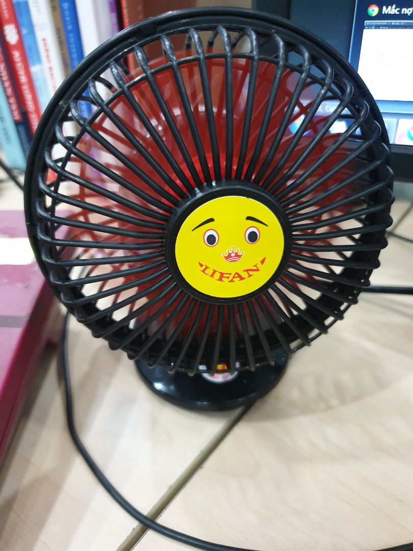 Nhỏ hơn so với tưởng tượng, sử dụng quạt gần thì ok!