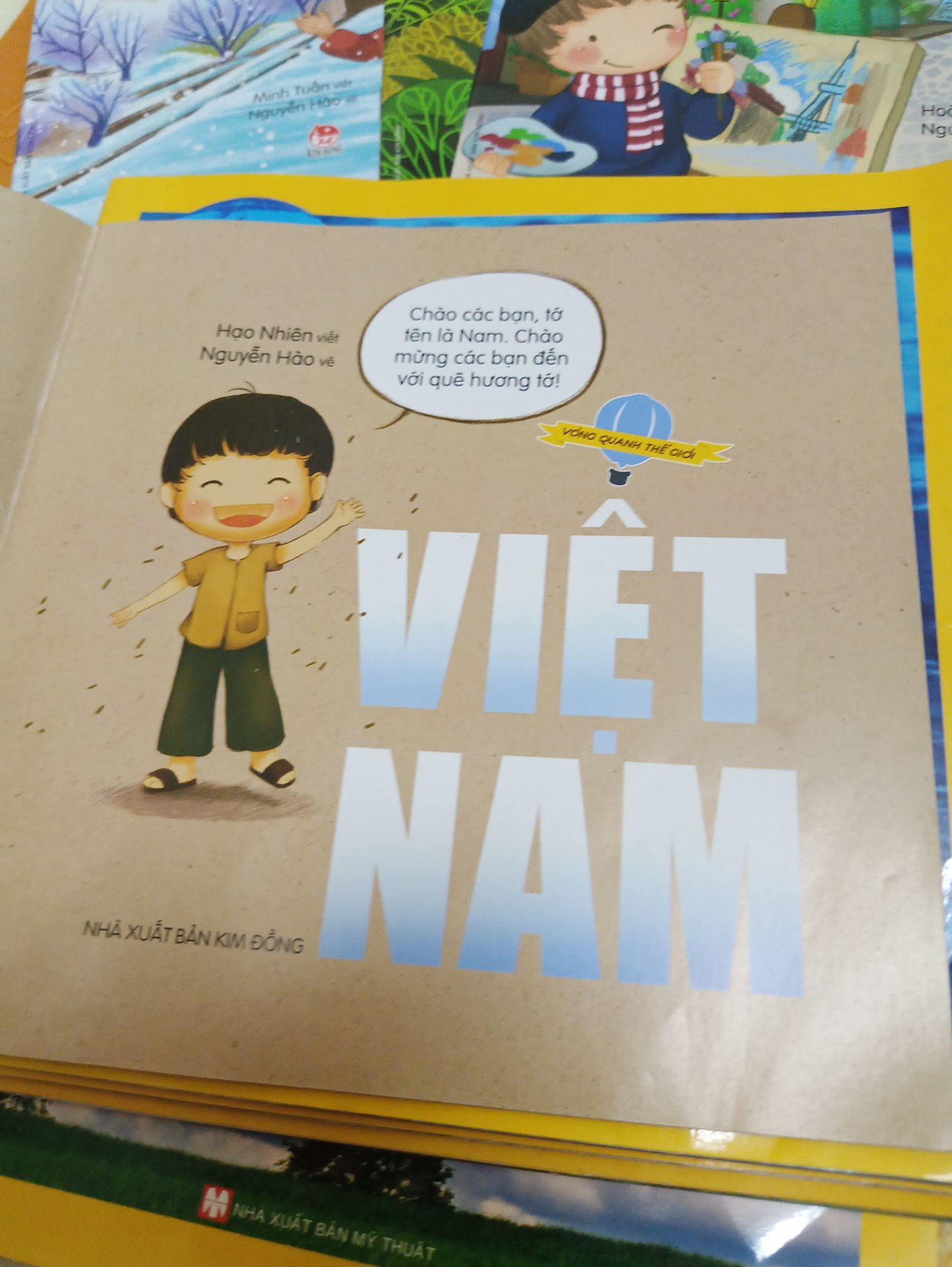 Rất hài lòng về sách.