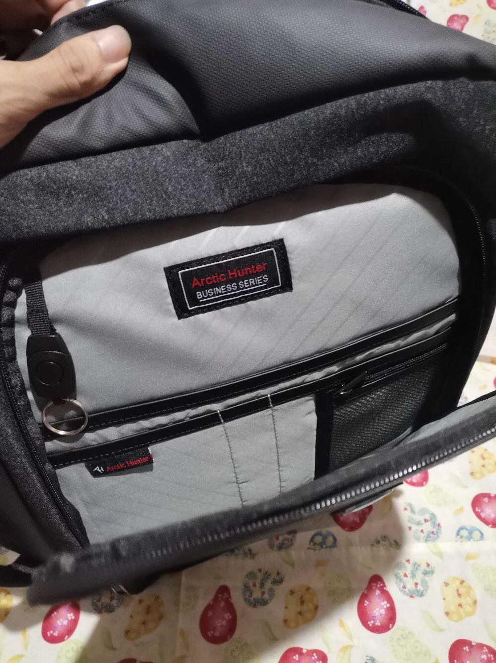 Sản phẩm đẹp, *** chống nước ok. Shop giao hàng nhanh và đóng gói cẩn thận.
Tư vấn khá nhiệt tình và chuyên nghiệp. Trải nghiệm mua hàng tốt. Hài lòng