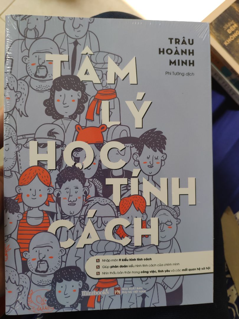 Về Giao hàng: Giao hàng nhanh
Về đóng gói: Tiki luôn tuyệt vời, gói đẹp
Về chất lượng sách: Tuyệt vời ông mặt trời
Về nội dung sách: toàn những tác phẩm bán chạy toàn cầu thì chất lượng không phải bàn.
Về giá cả: rẻ không tưởng

Xin cảm ơn TIKI ❤️❤️❤️