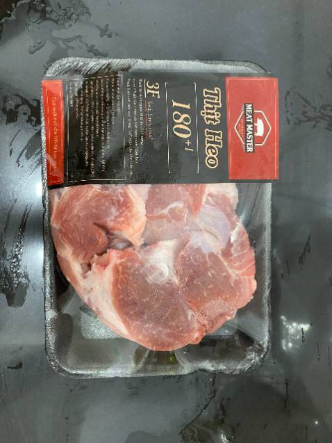 Thịt giao nhanh, cảm quan nhìn tươi ngon, tuy nhiên hoàn hoàn không có thông tin ngày đóng gói cũng như hạn sử dụng. Thịt giao nhanh, cảm quan nhìn tươi ngon, tuy nhiên hoàn hoàn không có thông tin ngày đóng gói cũng như hạn sử dụng.