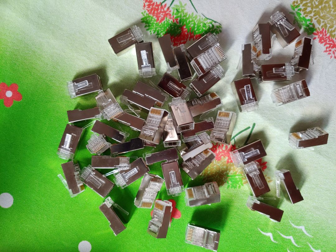 giao hàng trước dự kiến , còn nguyên tem niêm phong hàng ok chất lượng