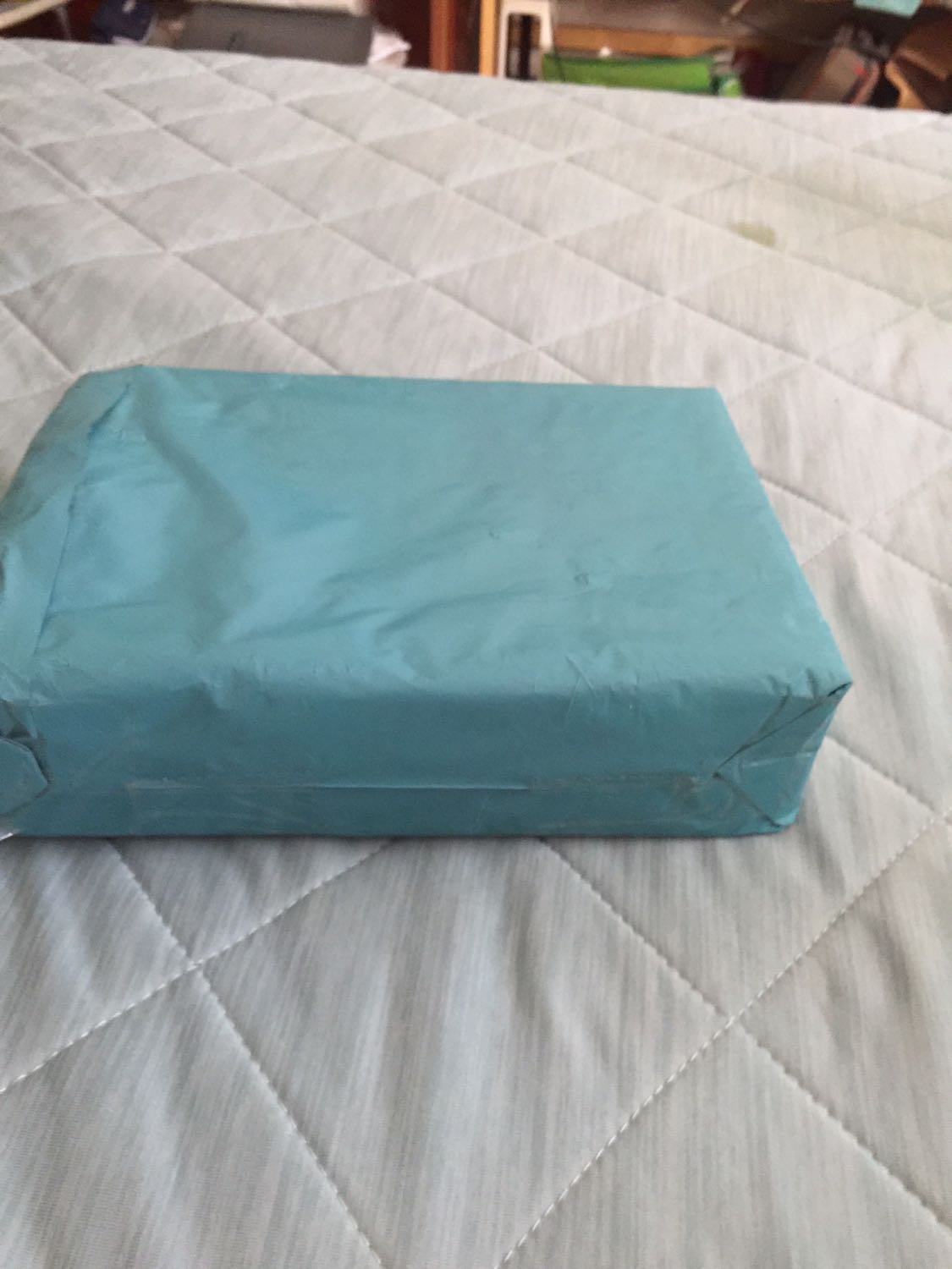 Nhẹ quá, ko biet bền ko