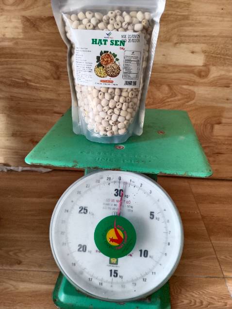 Cân thiếu gần 100 gram hạt sen. Hạt sen thì đẹp, nhưng tôi chưa ăn tôi chưa biết. NẾU SHOP HỖ TRỢ TÔI NHIỆT TÌNH, SP NÀY ĐÚNG RA TÔI KHÔNG ĐỂ LẠI ĐÁNH GIÁ KÉM
Khi nhận được hàng hàng, ng bán. Không hỗ trợ xác nhận cho khách hoàn tiền vêd liền mà chờ đến 5 ngày sau để cho Tiki xác nhận