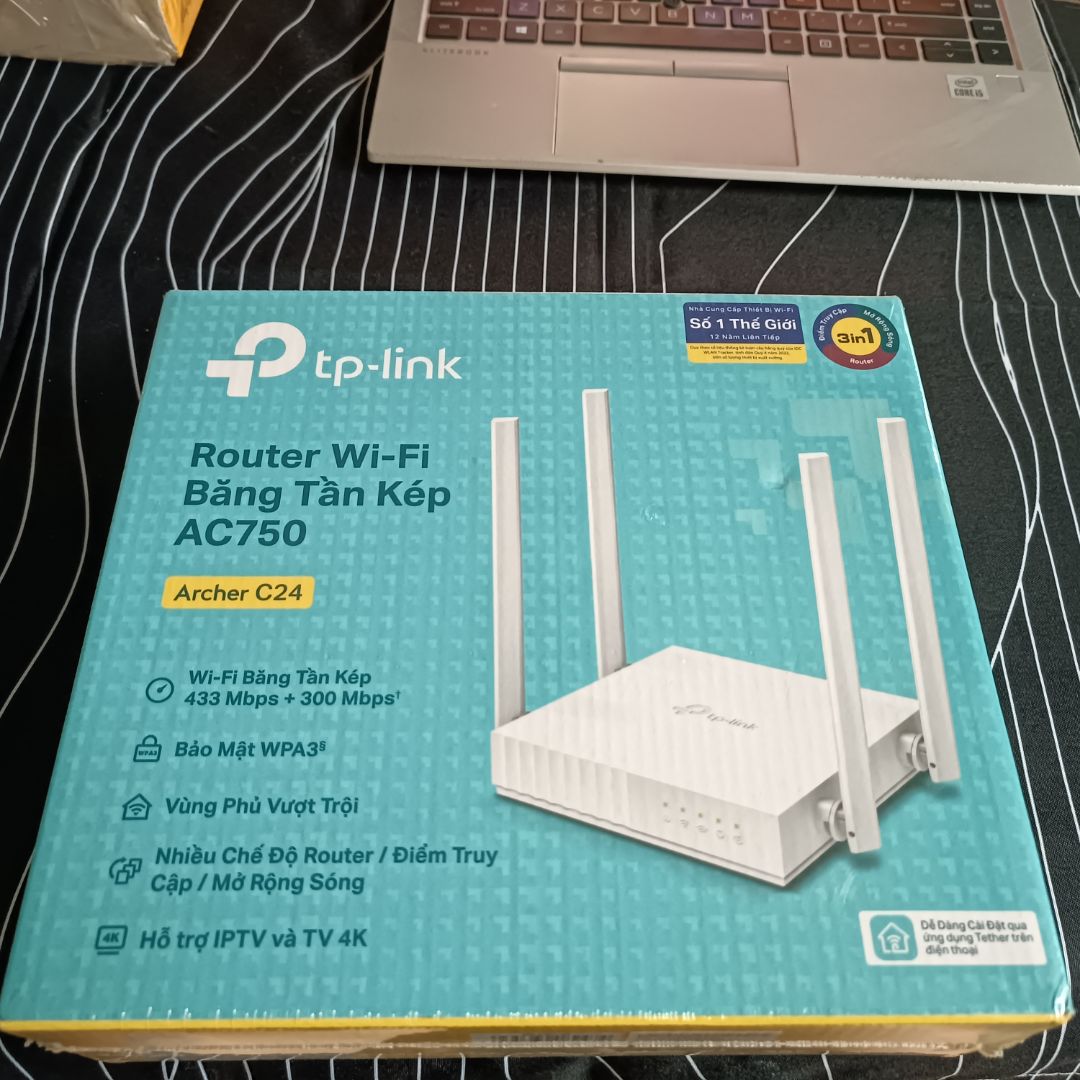 Gọn nhẹ, dễ cài đặt, phát sóng ổn định, nói chung tuyệt vời