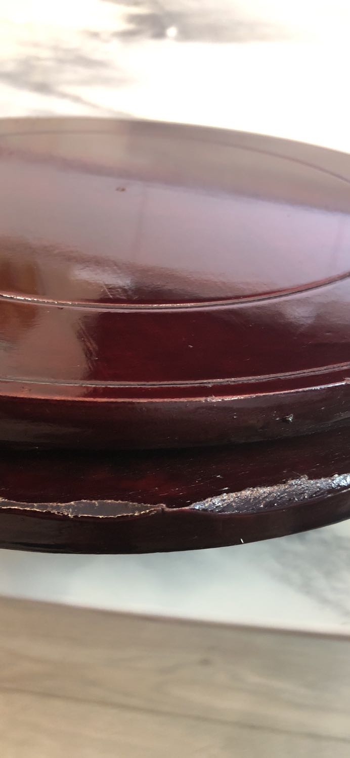 Hàng làm lỗi quá,sứt sẹo chứ không phải hoa văn.
Không có định được, trong khi quảng cái là cố định được