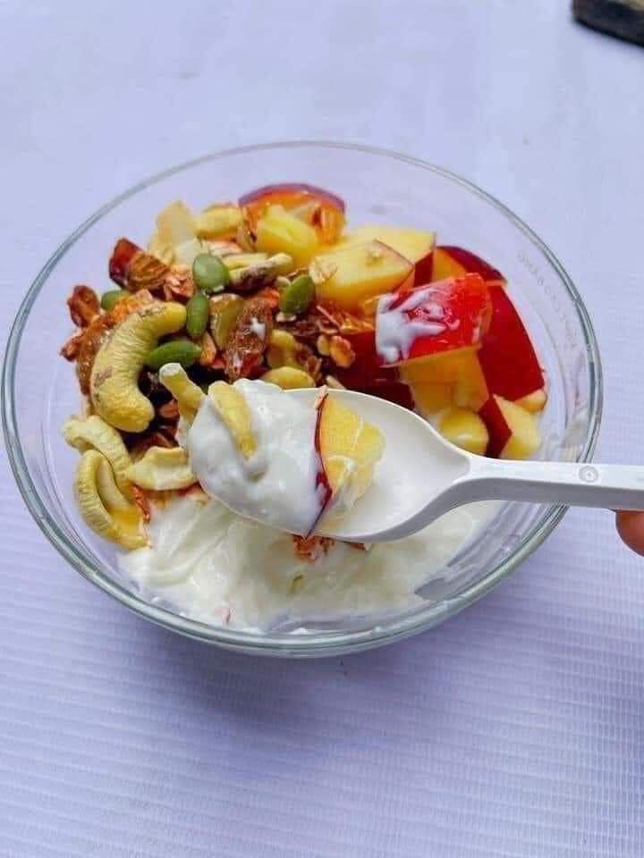 sản phẩm giao đã bị vỡ, đổ 
đóng gói không chắc chắn,không cẩn thận, nhận món hàng rất không hài lòng