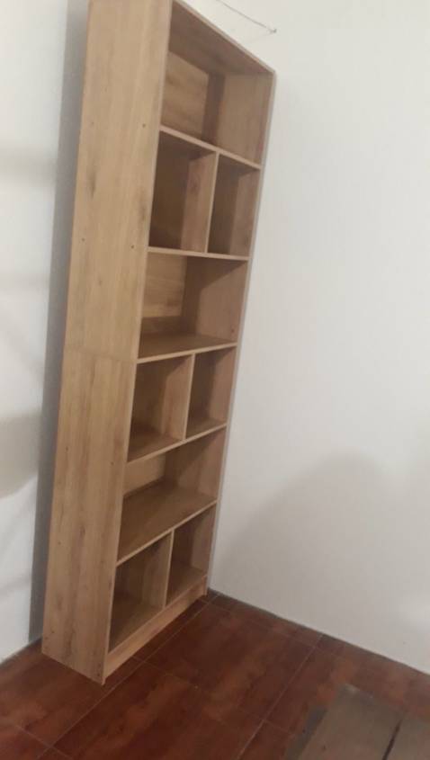 Mình săn sale nên mua đc giá tốt hết hơn triệu. Vì hàng cồng kềnh nên phí ship khá cao. Mất khá nhiều tg để lắp thành phẩm cũng ok😁