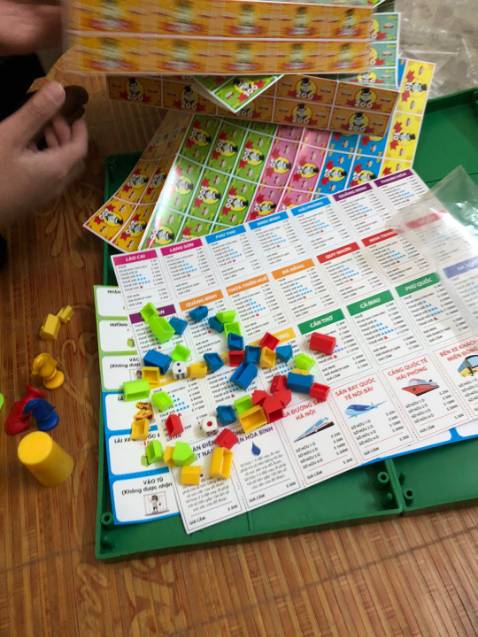 SẢn phẩm rất đẹp, mua đúng dịp Tết, chơi rất thích, hôm nay mới có thời gian ngồi rảnh để đánh giá sản phẩm cho mọi người biết

giao hàng nhanh , đóng gói đẹp , chất lượng cao. Uiiii lần đầu tiên được gặp shopp tư vấn cẩn thận và nhiệt tình như này ấy ạ😗 đóng gói cẩn thận chu đáo
Giao đúng sản phẩm
Chỉ được cái cắt mấy tờ tiền hơi mệt thôi ạ kakaka. nói chung là xịn xò, đáng để dùng, sẽ còn ủng hộ nữa