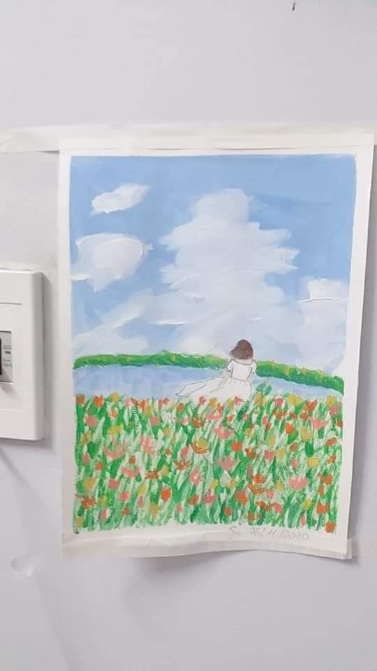 #metiki#reviewThang7#giayvechuyendungDeli. jeliva nail
giấy vẽ dầy dặn. chất lượng đẹp, giá thì m mua đợt sale quá ổn luôn. giấy dày xịn hơn cả giấy loại đắt hãng khác m từng mua . đóng gói thì đẹp, giao hàng lại nhanh,nhận được hàng cái 2 mẹ con hào hứng  test thử ngay và đây là thành quả ạ. để chấm điểm thì m cho mọi sp của Deli 10/10  và cả Tiki 10/10 luôn. sao giờ m mới biết đến Tiki nhỉ, trước giờ toàn mua onl trên FB không à. thế nên biết đến Tiki 1 ngày vài đơn luôn?