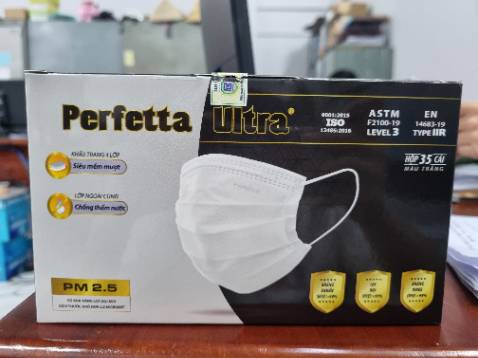 Mỗi cái đóng gói riêng nên tiện lợi, tuy nhiên khẩu trang 4 lớp nhưng hơi mỏng.