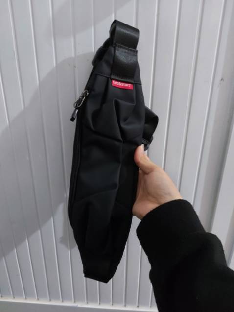 Túi đẹp, giá rẻ, nhỏ gọn đủ sử dụng, hàng chất lượng , quá OK nha shop..!