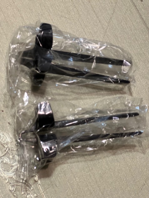 Chất liệu cứng cáp, dễ cầm dễ sử dụng