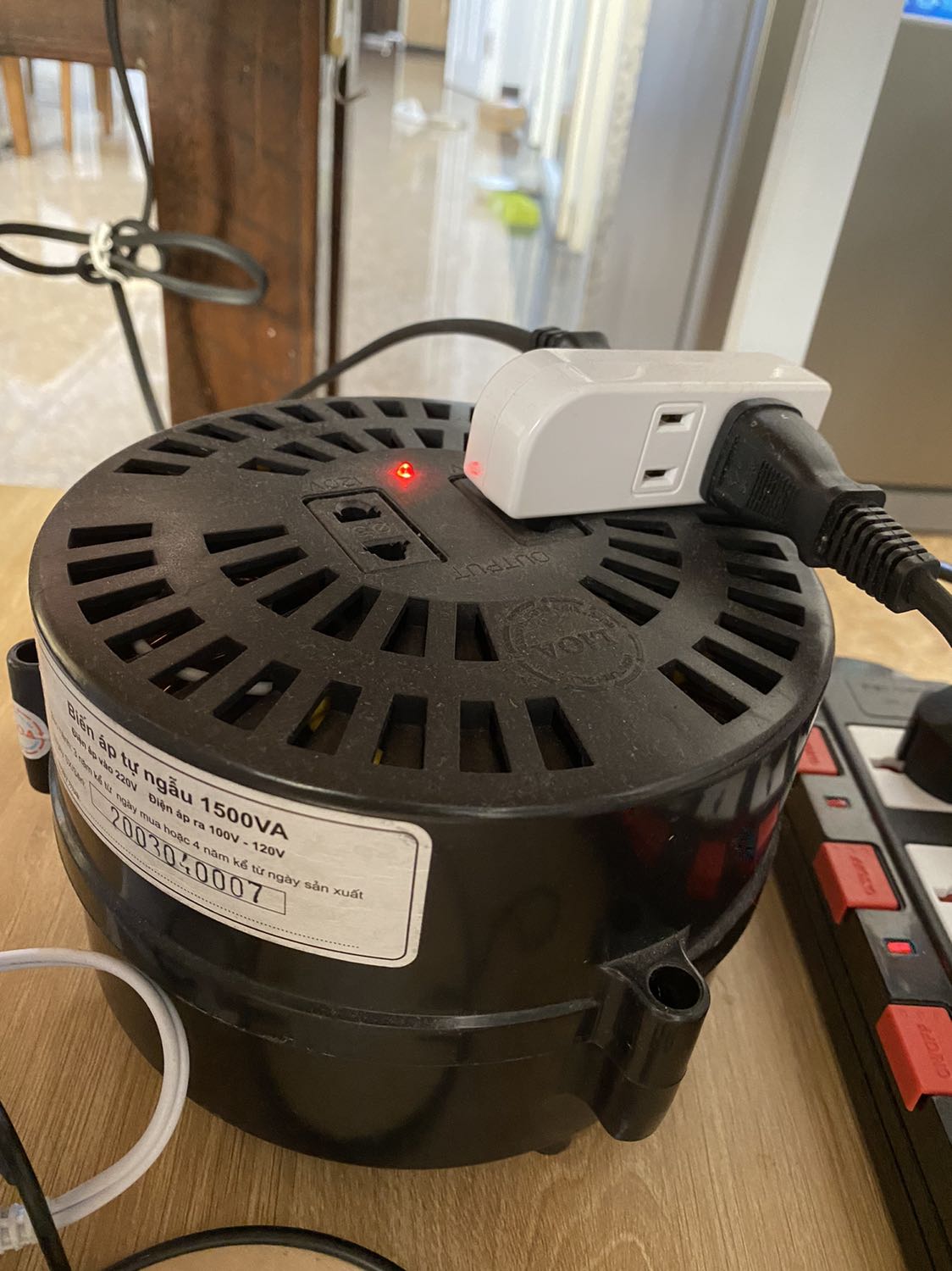 Mình mua máy từ nhật nhiều nên mua mấy cái về dùng, xài tốt k thấy hư hỏng gì. Hơi nặng nhưng để yên 1 chỗ thì cũng k vấn đề gì. Chất lượng!