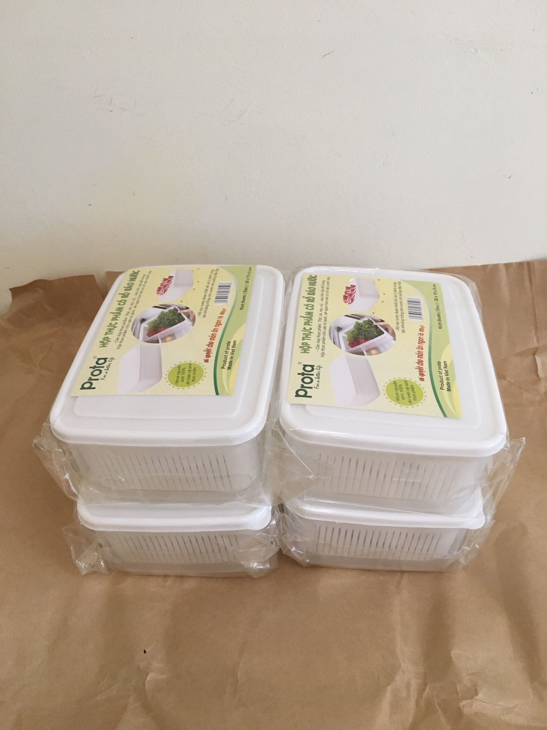 Giao hàng rất nhanh. Shipper lịch sự. Hàng được đóng gói cẩn thận, giống như mô tả, chắc chắn & đẹp. Rất ưng ý.