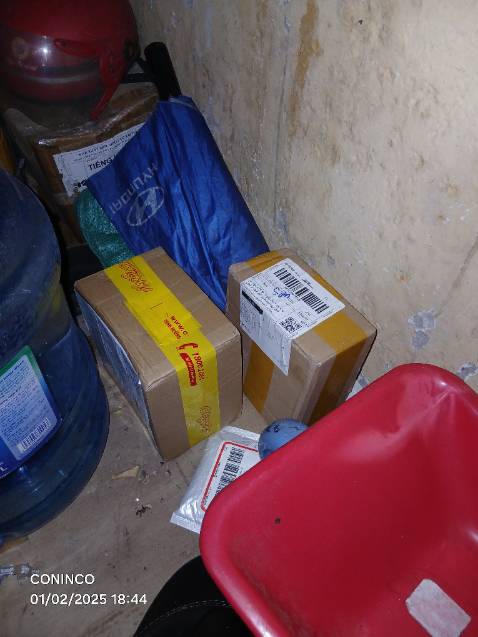 Hàng gói cẩn thận, còn hạn sử dụng, đúng chủng loại, đủ số lượng, muối tinh không i ốt.