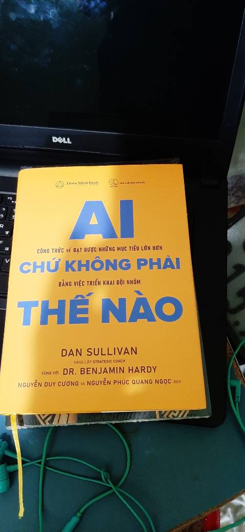Giao hàng nhanh, sách đẹp, bìa cứng chắc chắn.