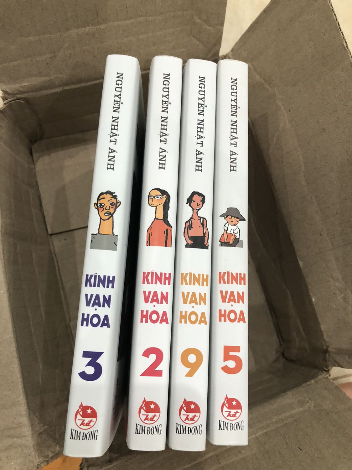 Sách hay, giấy đẹp. Ủng hộ shop????