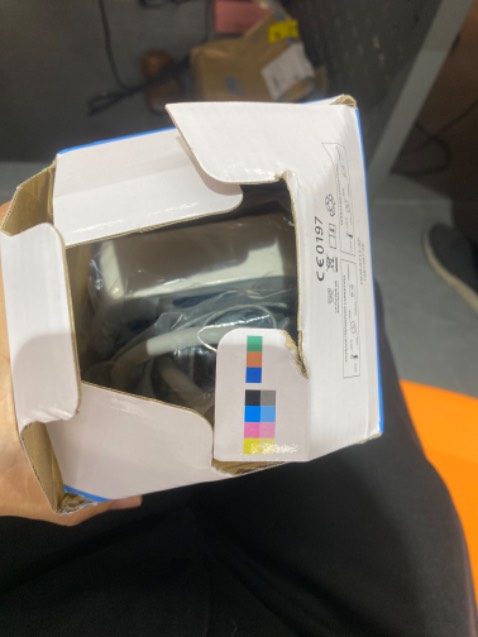 Nhận sản phẩm bên ngoài vỏ hộp bị rách và nát. Rất may máy bên trong k sao. Chỉ đáng đánh 3 sao thôi. Nhưng vì máy ổn chạy oke nên cho 4 sao. Shop nên xem lại bên giao hàng