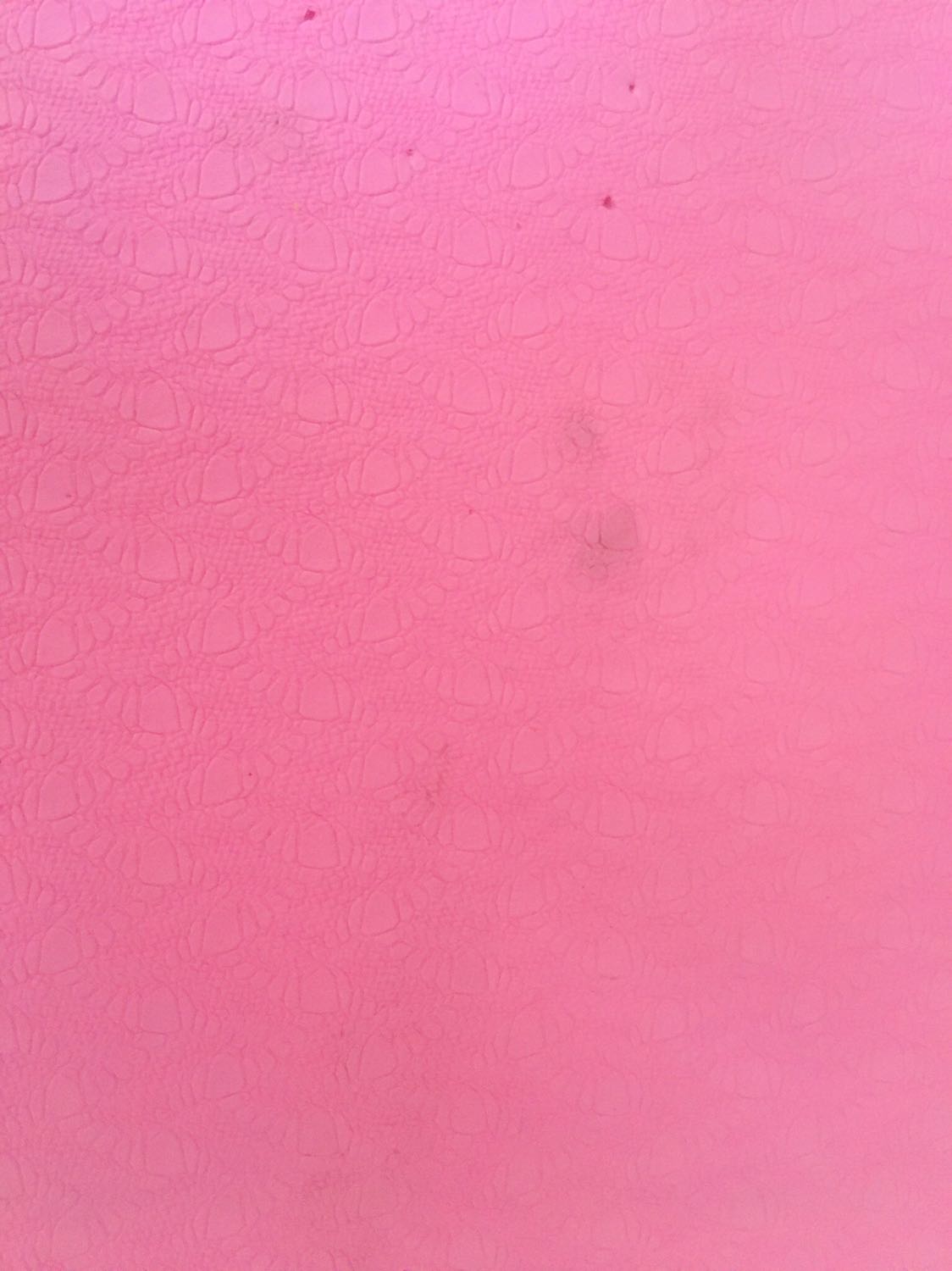 Thấy Tiki uy tín mua 1 lúc 2 tấm và kết quả thất vọng ê chề. Cả 2 tấm đều dơ, cũ và có lỗ bự chảng. Chẳng lẽ hàng sales Ko cần quan tâm chất lượng?