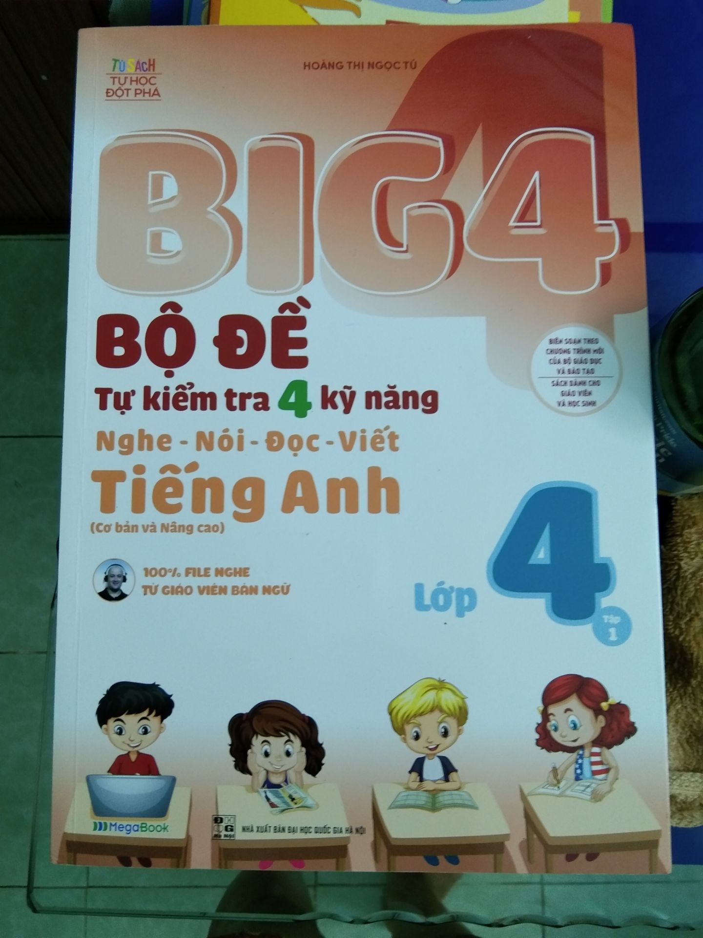 mình mua ôn tập cho bé, lớp 3 mua rồi, mẹ kèm con thi được 10 điểm😄