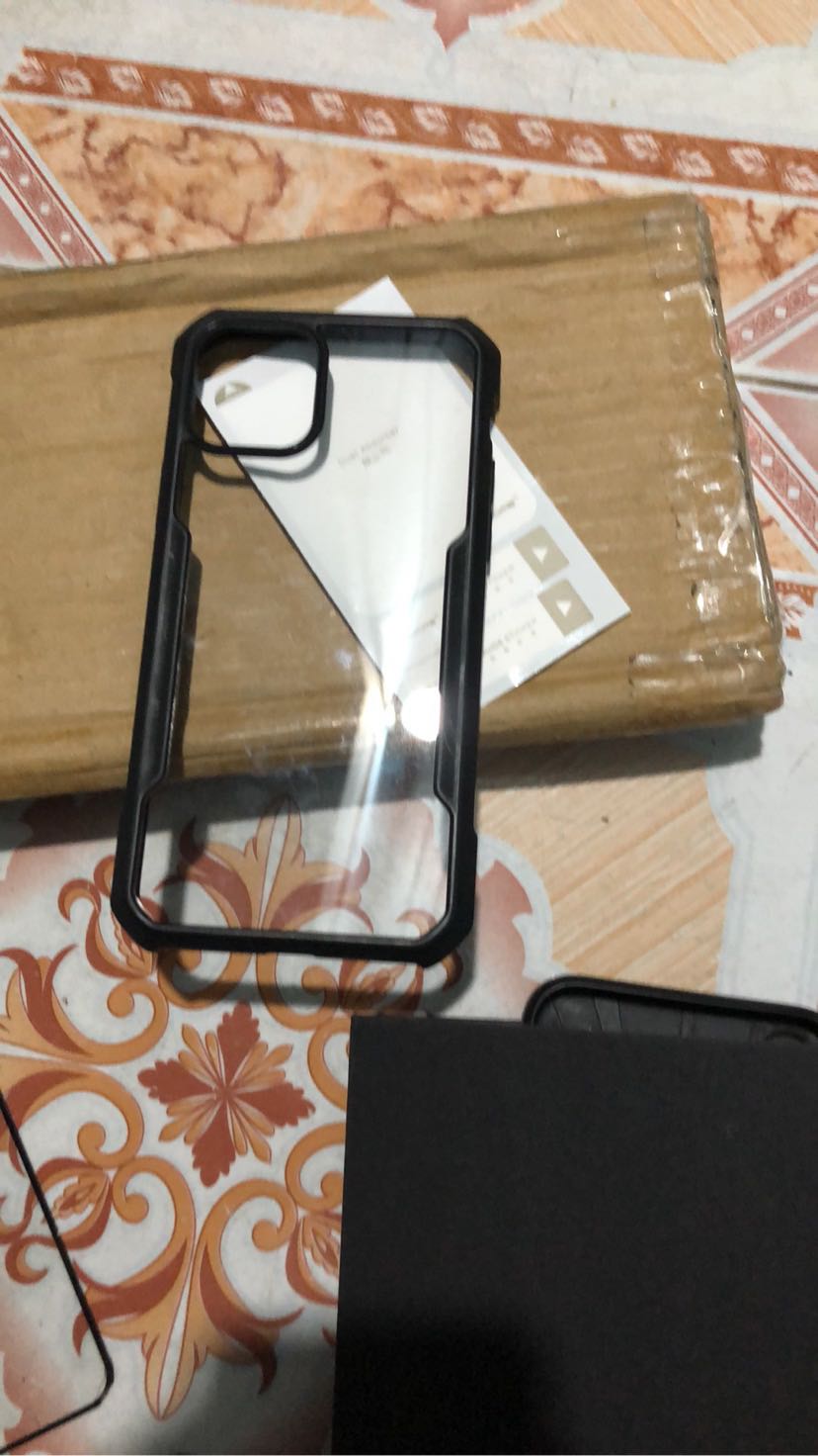trách nhiệm của người bán quá tệ. Mua ốp lưng iPhone X mà giao hàng thì giao ốp lưng iPhone 11 . Mà lúc ship thì shiper ko cho kiểm tra hàng trước khi nhận luôn .Mọi người né sản phẩm này nhé. trách nhiệm của người bán quá tệ. Mua ốp lưng iPhone X mà giao hàng thì giao ốp lưng iPhone 11 . Mà lúc ship thì shiper ko cho kiểm tra hàng trước khi nhận luôn .Mọi người né sản phẩm này nhé.