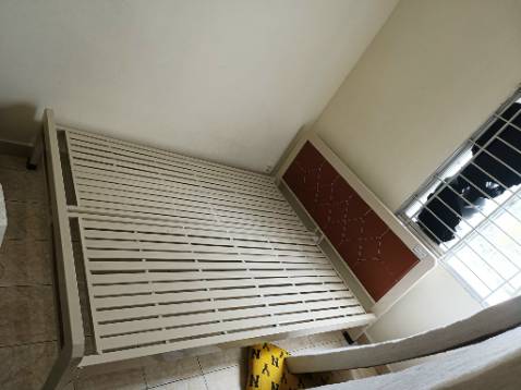 Giường rất đẹppppp, mình thích lắm, cận giờ giao rùi nhờ shop đổi màu vẫn được shop nhiệt tình hỗ trợ, cảm ơn shop nhiều lắm