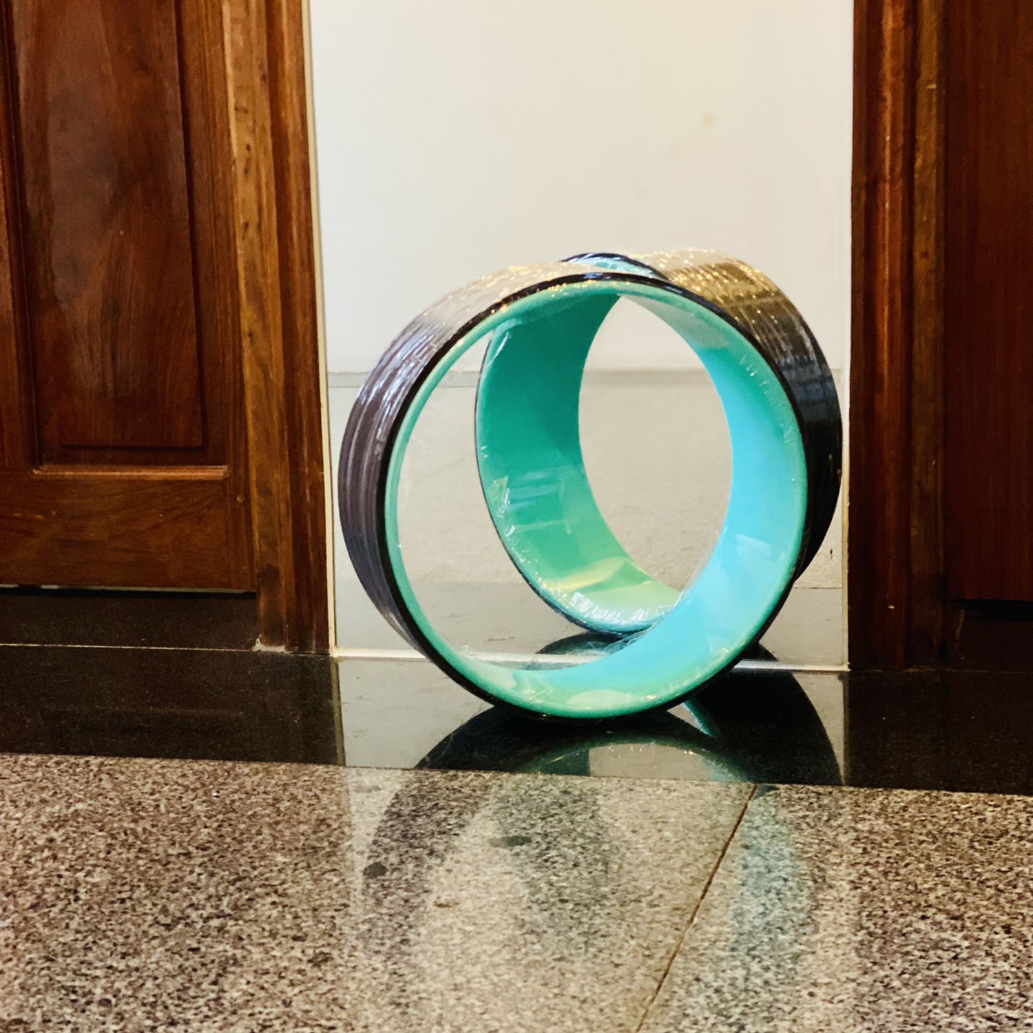 Hàng đẹp, giống mô tả, có túi và tờ rơi hướng dẫn sử dụng! Hài lòng 👍